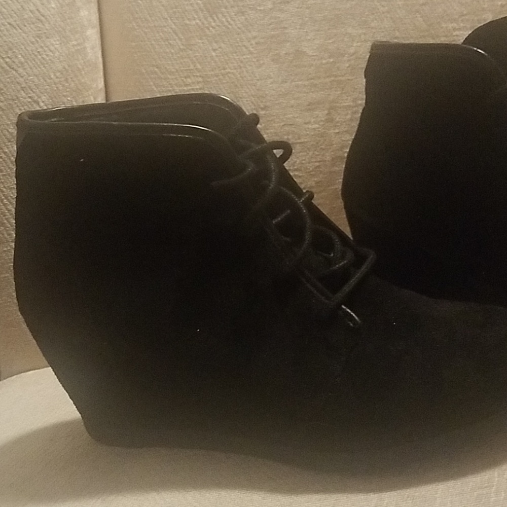 Black Wedge Boots